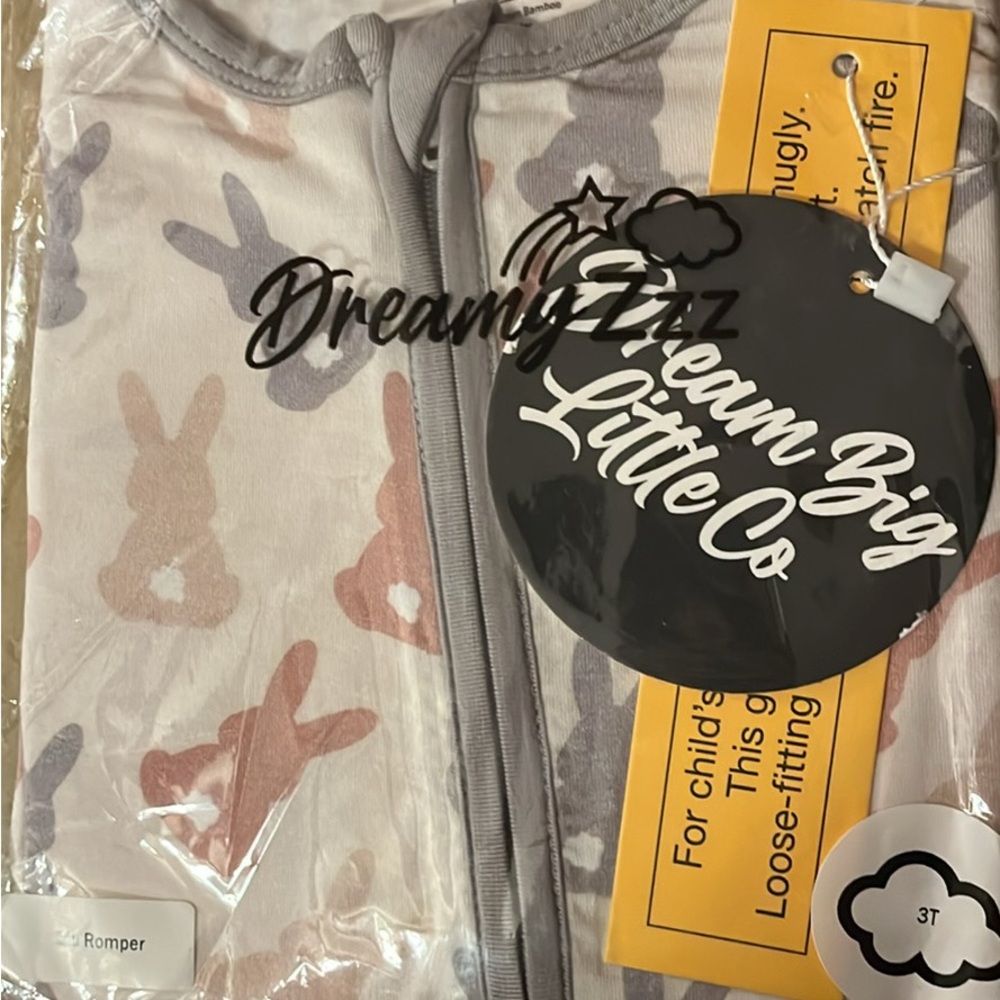 Dream Big Little Co. Bunny Print Bodysuit - Gray and Pink 3 pieces
